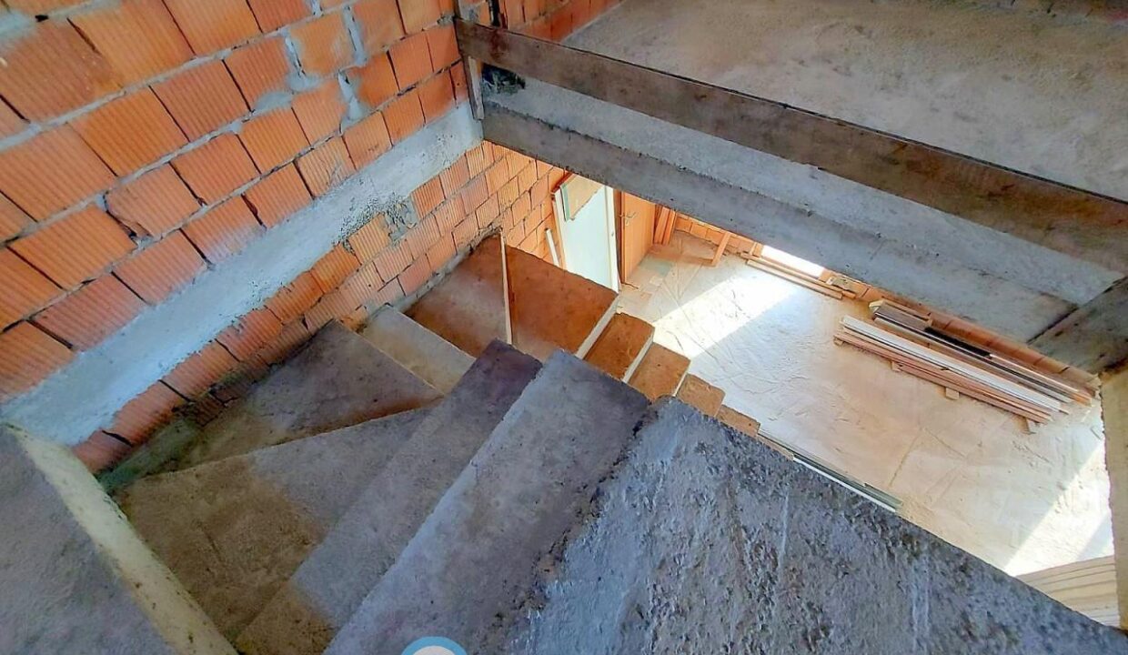 57839I1195